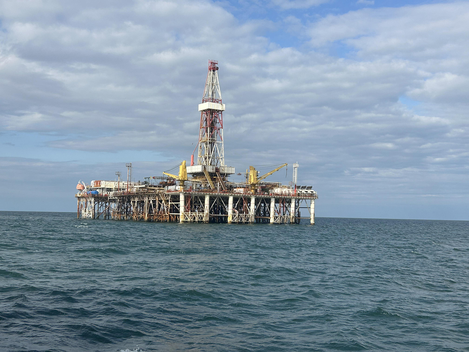 Azerbaijan well completion operation construction